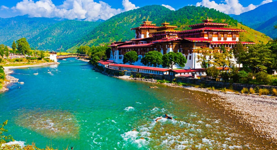 Bhutan Travel Insurance: Traveling to the happiest country!